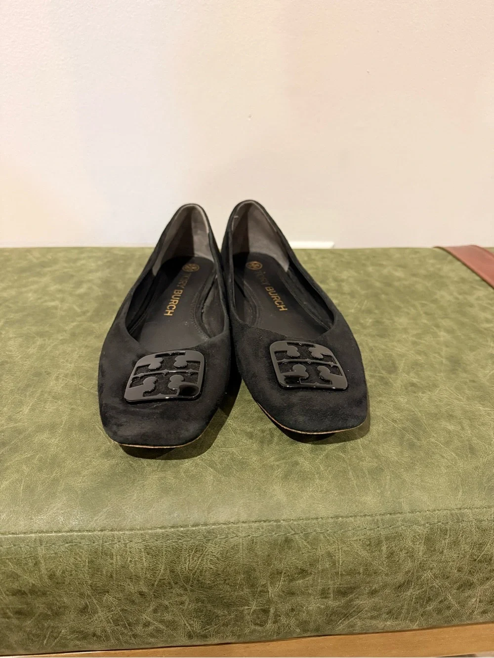 Tory Burch Georgia Black Suede Logo Square-Toe Flats - EUC
